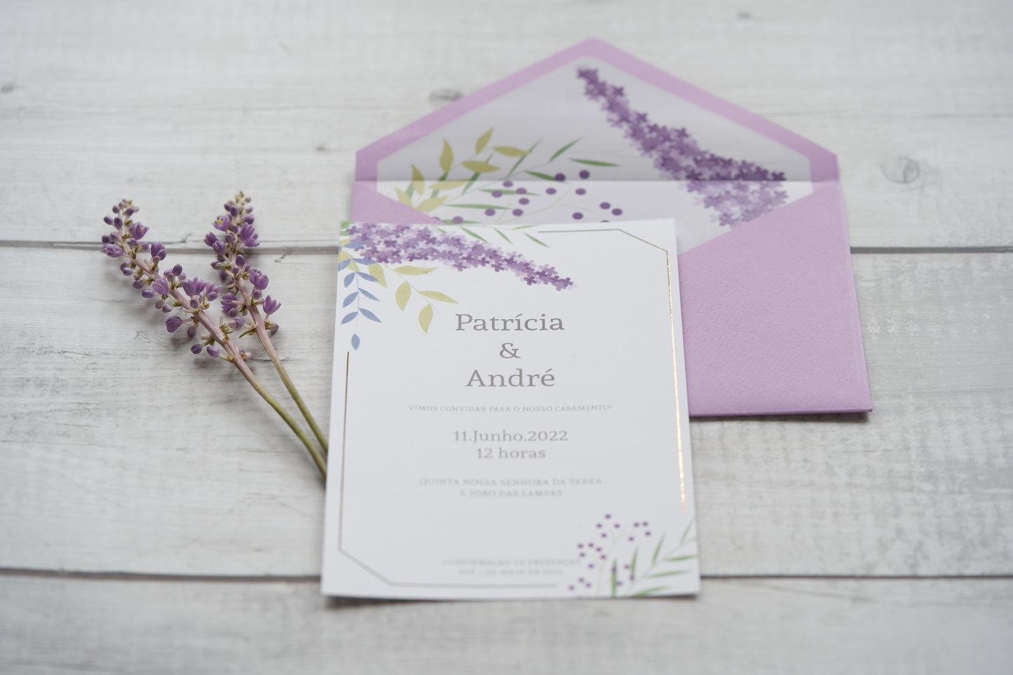 convite-casamento-lilas-lavanda