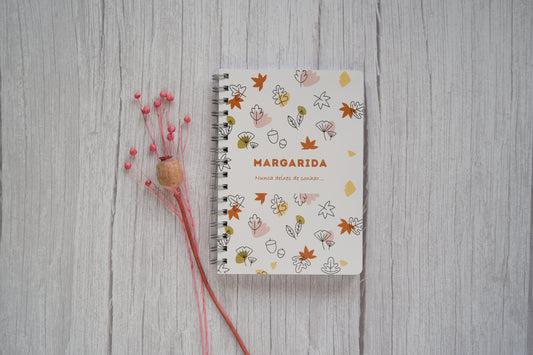 agenda personalizada com nome e capa com tema de outono