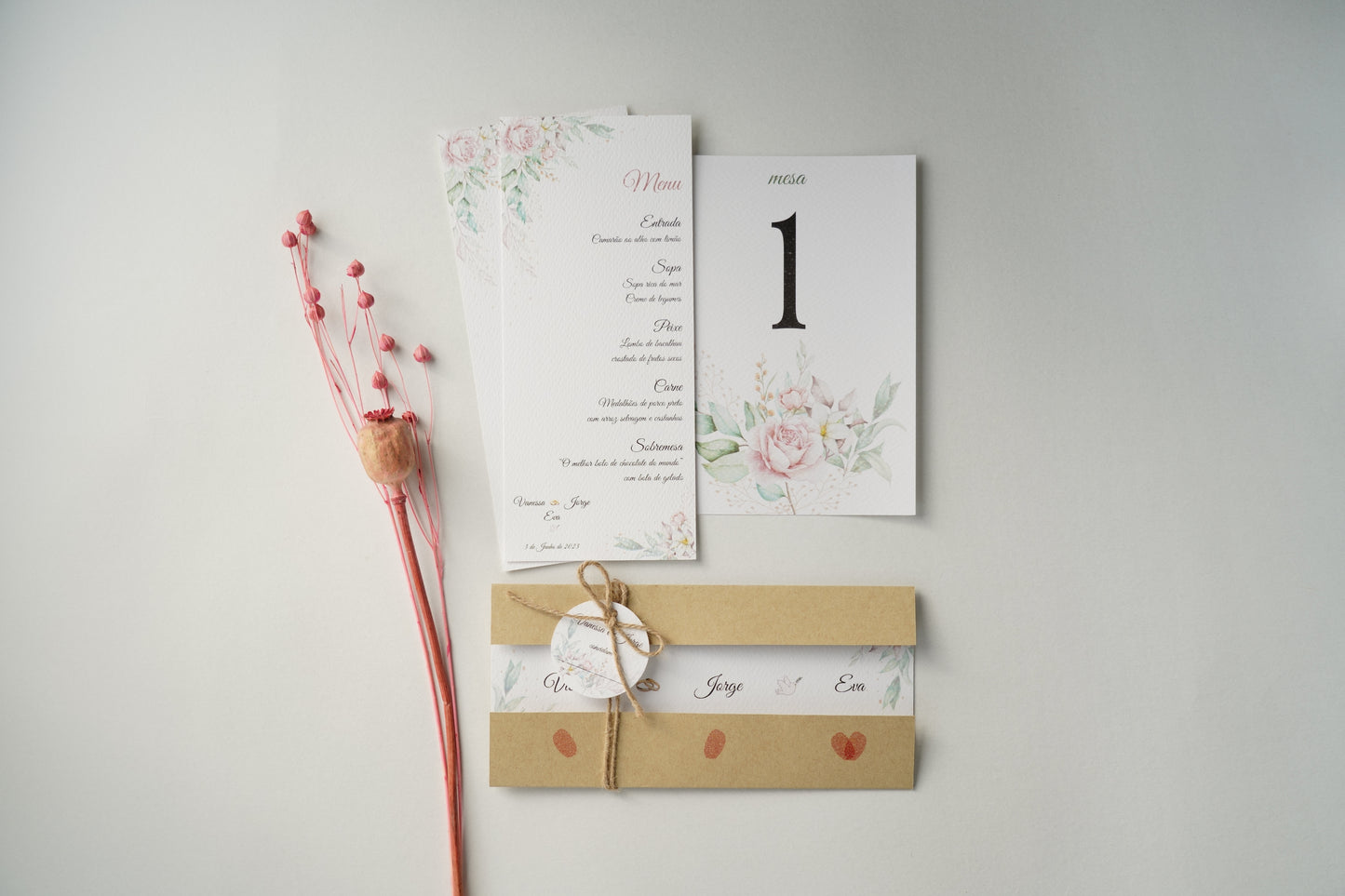 convite de casamento e batizado juntos floral rustico