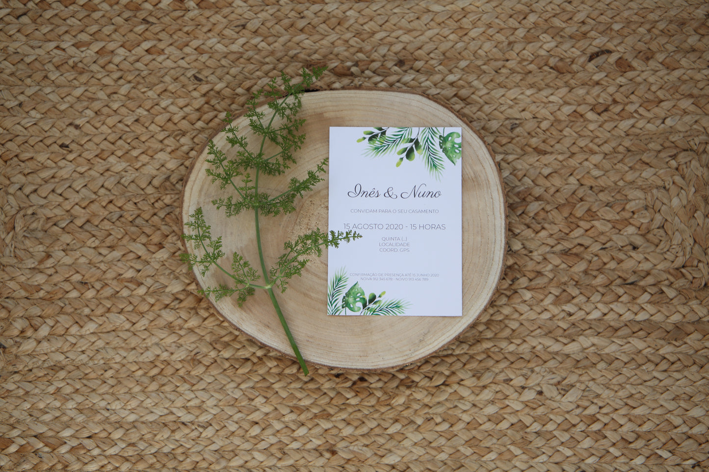 convite de casamento com folhagem