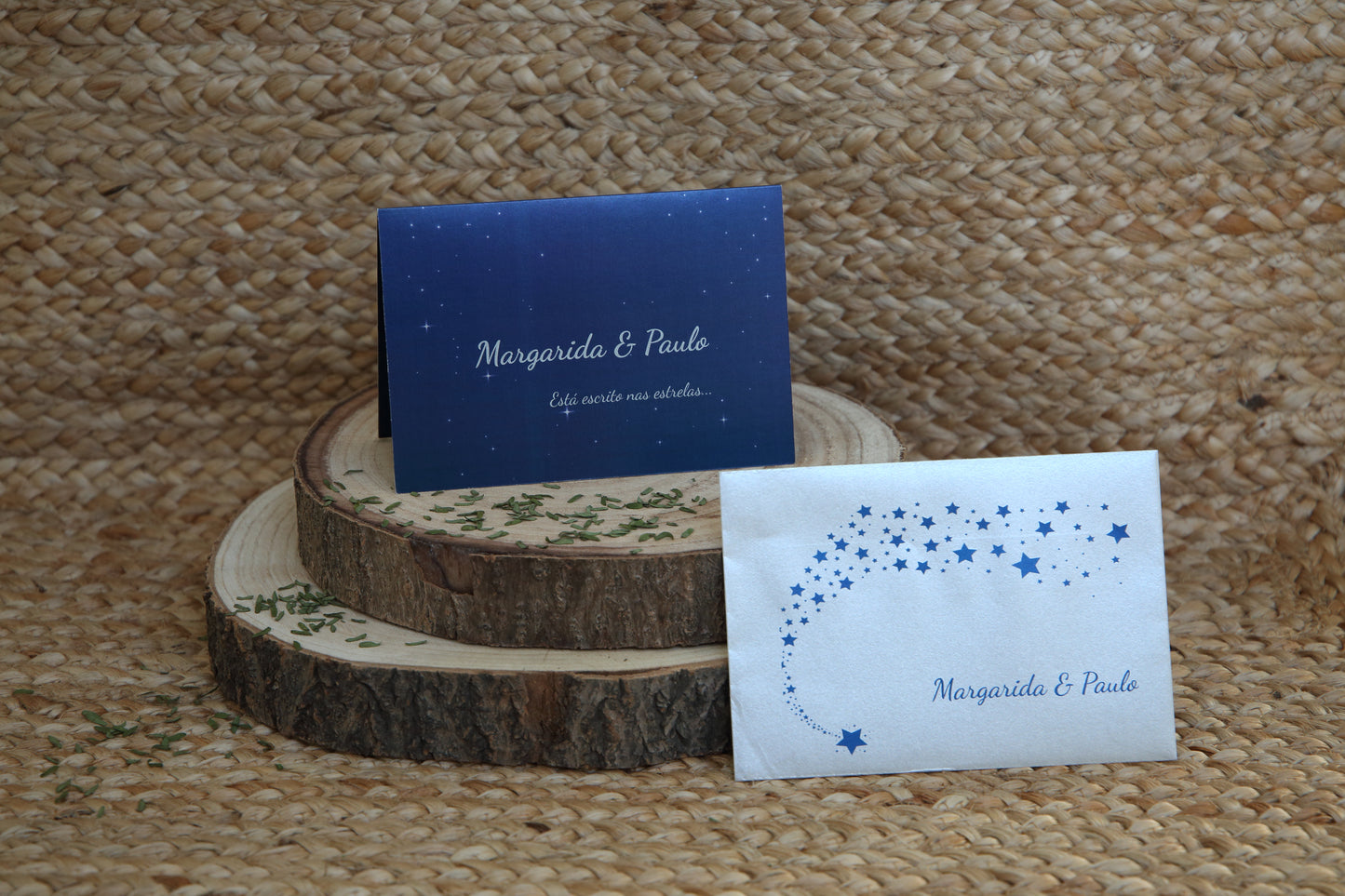 convite de casamento azul noite com estrelas
