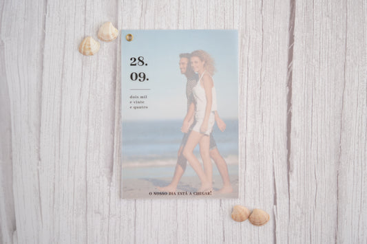 convite de casamento com papel vegetal e foto em tres camadas