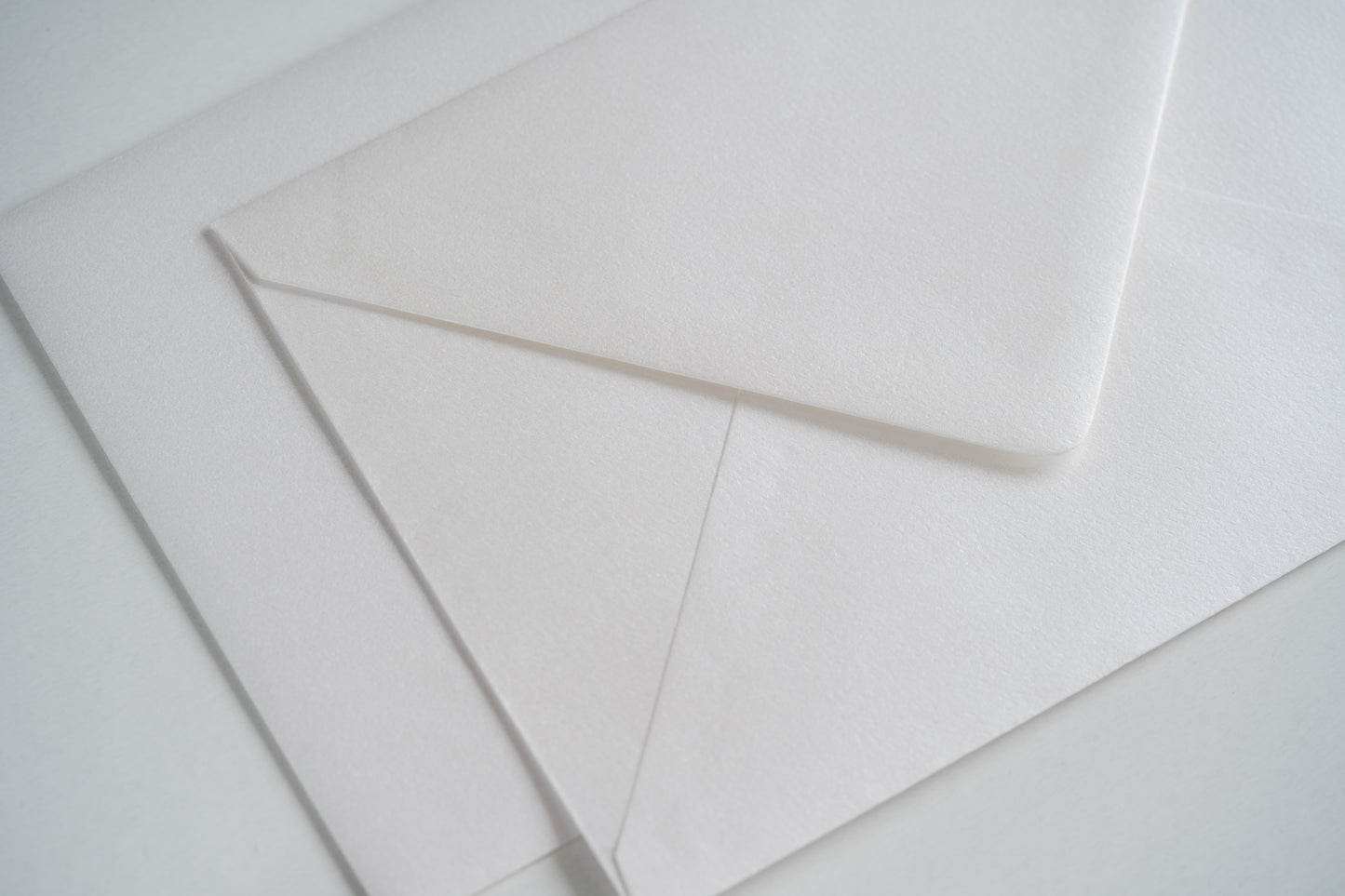 envelope texturizado branco com brilho