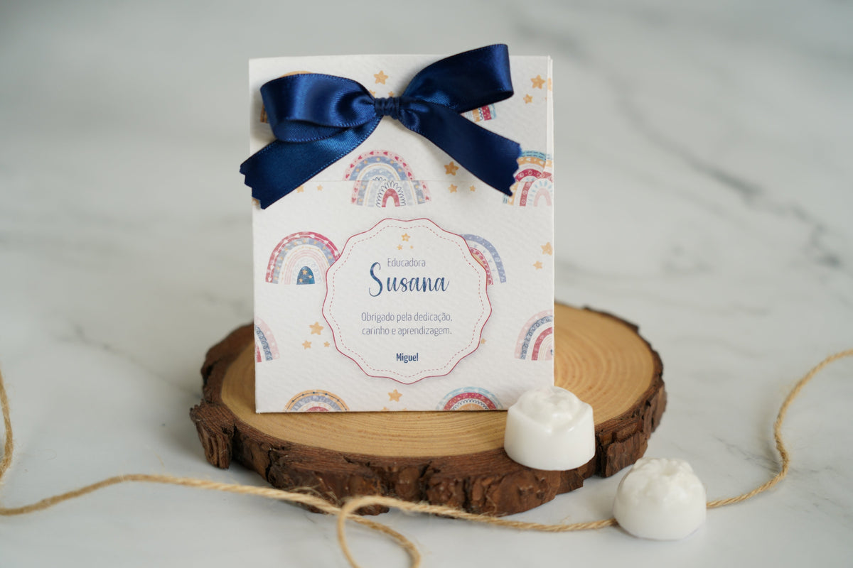 Mini-sabonetes decorativos com bolsa personalizada arco-íris boho para educadora — prenda de fim do ano letivo