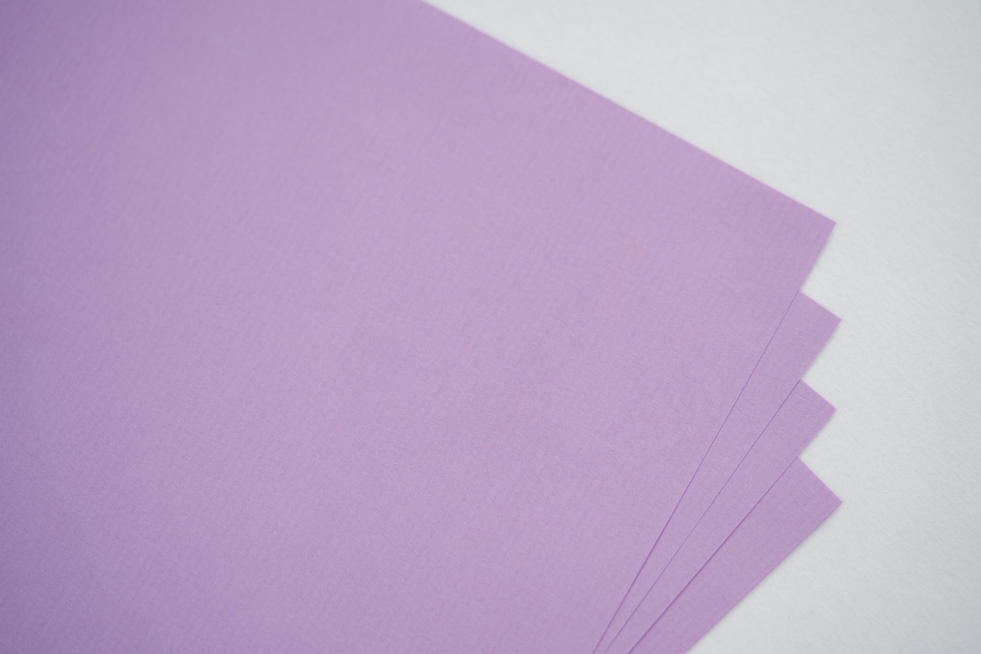 papel-lilas-roxo-claro-A4