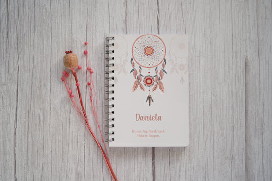 Agenda personalizada A5 Dreamcatcher — capa com design de caça-sonhos