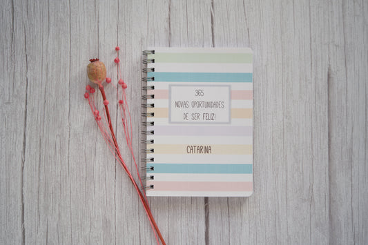 Agenda personalizada com nome A5 — capa Ser Feliz com design inspirador e motivador