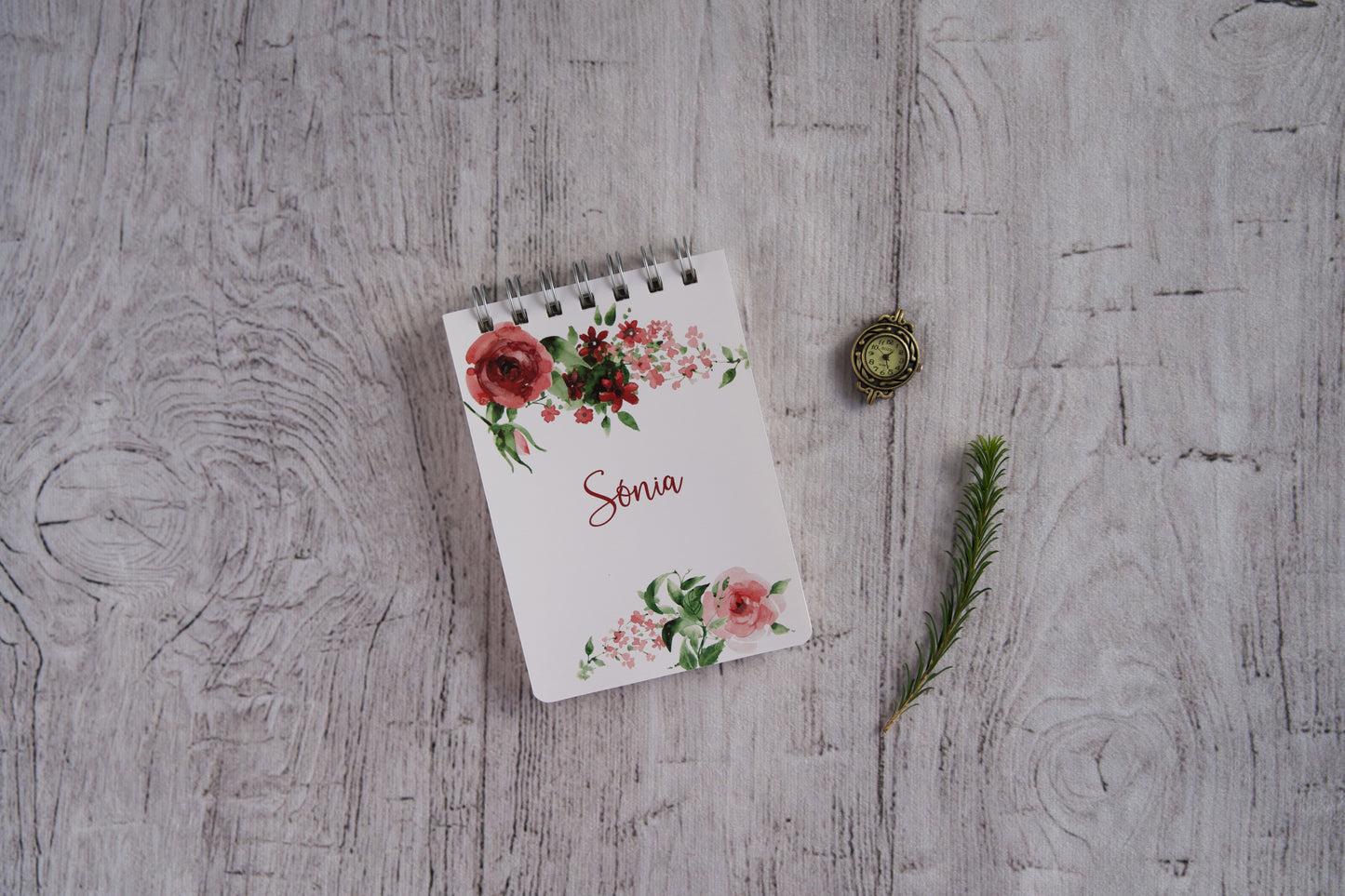 Bloco de notas A6 personalizado com nome — capa Rosas em aguarela