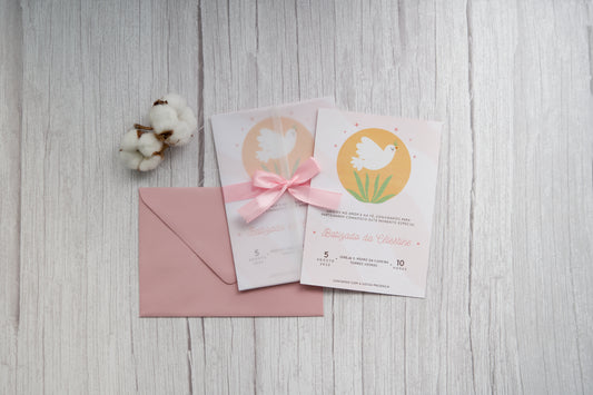 Convite de batizado menina pomba com envelope rosa opcional e personalização de textos