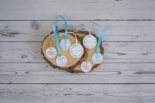 Etiquetas personalizadas redondas para lembranças de casamento ou batizado