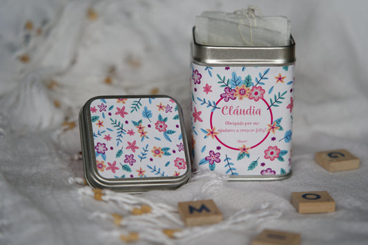 lata de chá personalizada para educadora com design floral