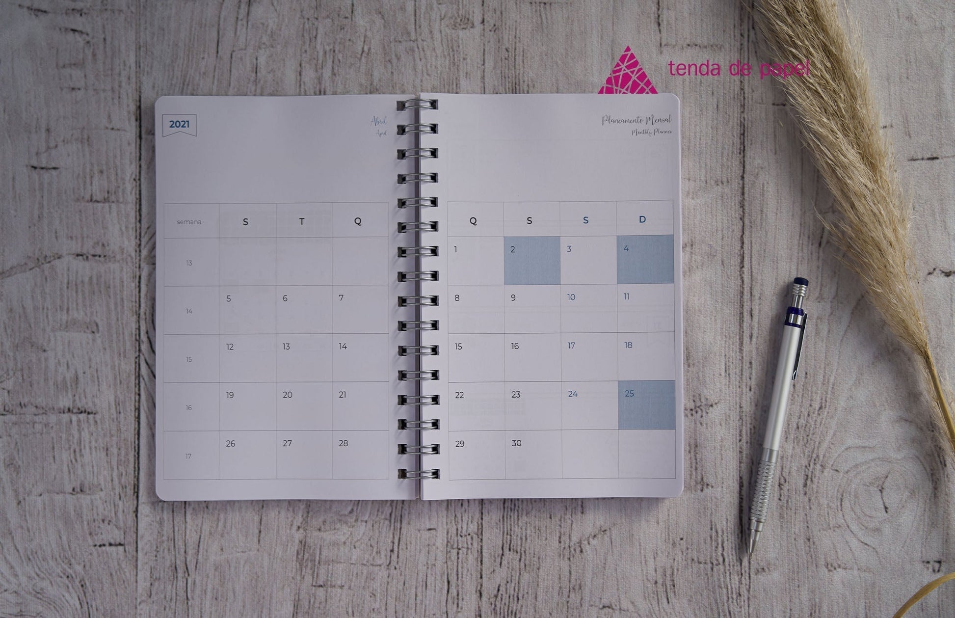 Agenda personalizada A5 — planner mensal e registo de aniversários
